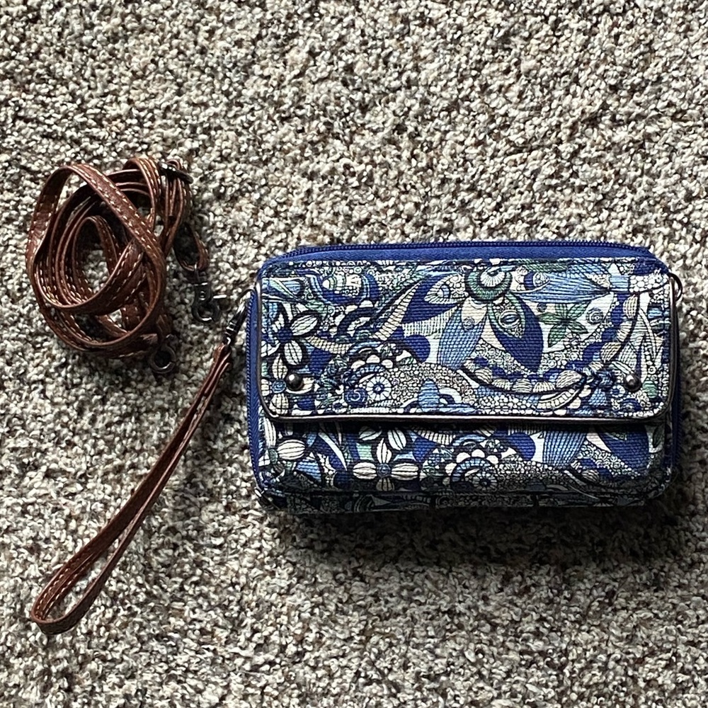 Sakroots Artist Circle Eco Twill Crossbody/Wristlet NWOT